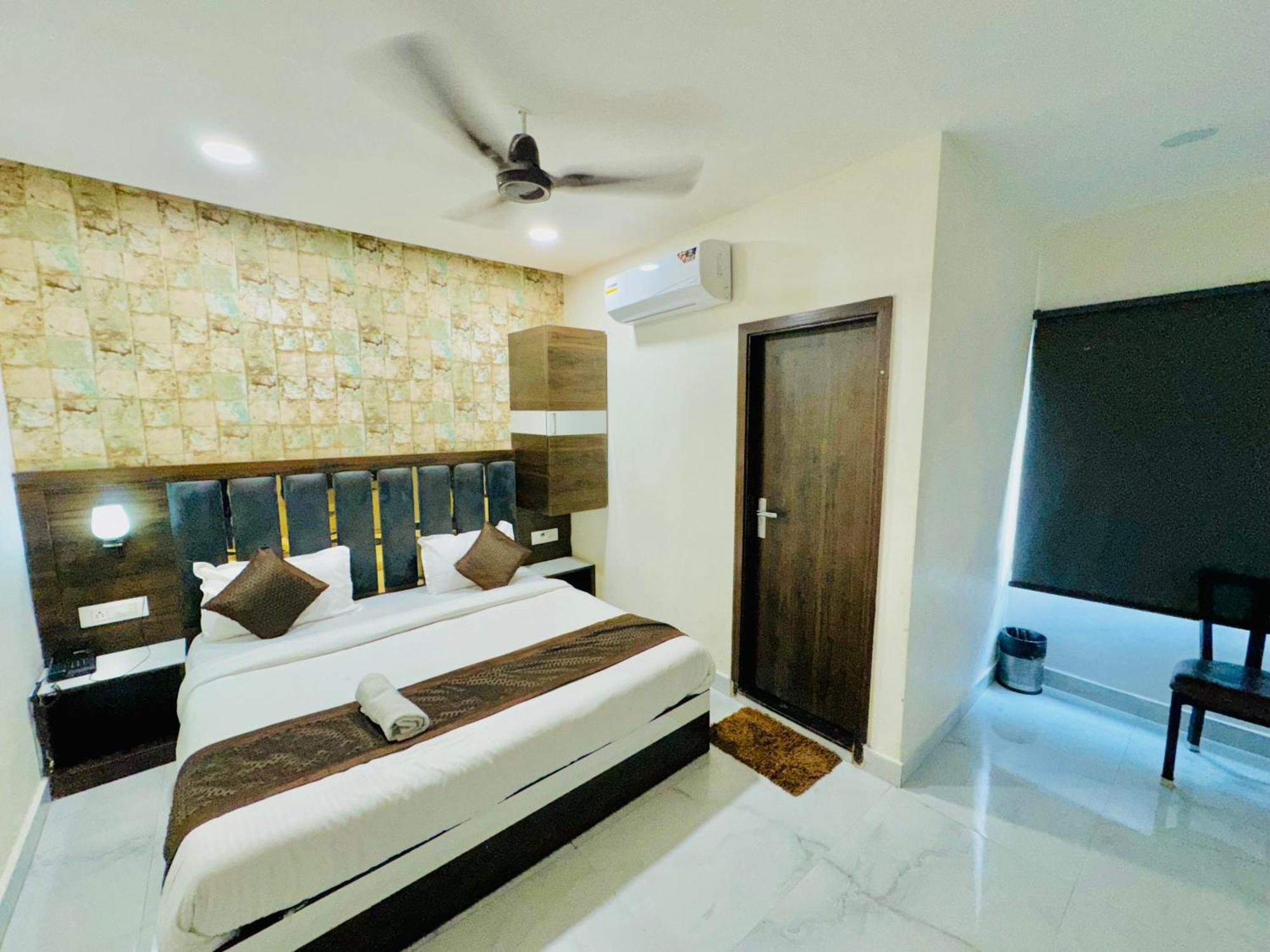 Hotel Gs Amritsar 200 Mtr From Golden Temple Exterior foto
